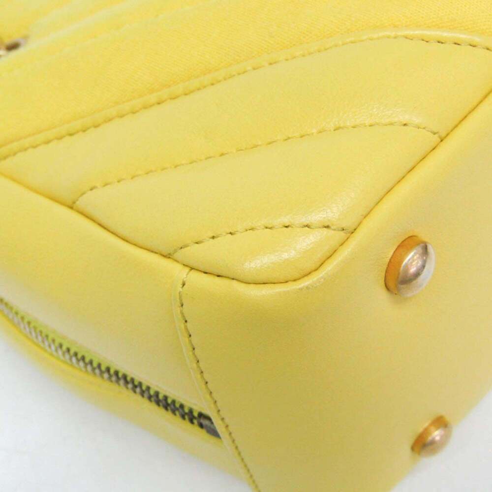 CHANEL Yellow Leather Shoulder Bag - Picture 5 of 16